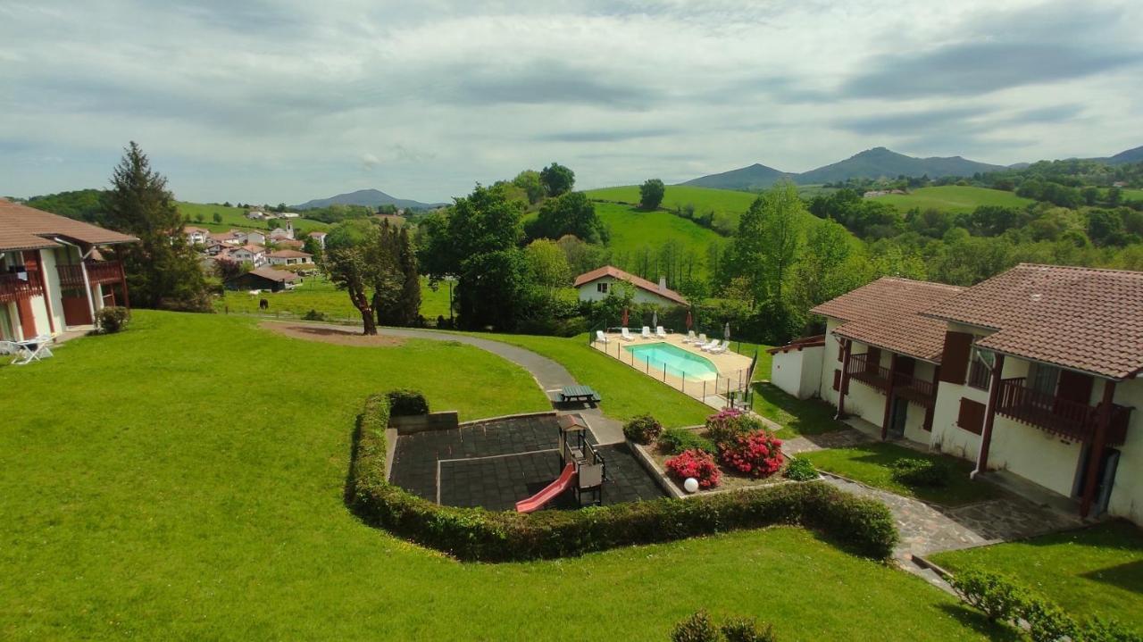 Banca Piscine Vue Montagnes Lägenhet Souraïde Exteriör bild